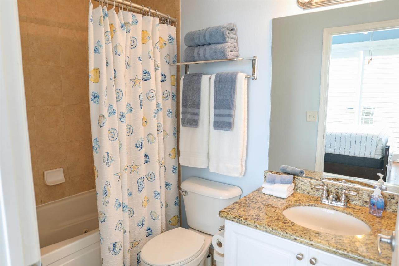Dolphin Bay In Boca Ciega Resort - 2Br, Pool, Bay View セント・ピーターズバーグ エクステリア 写真
