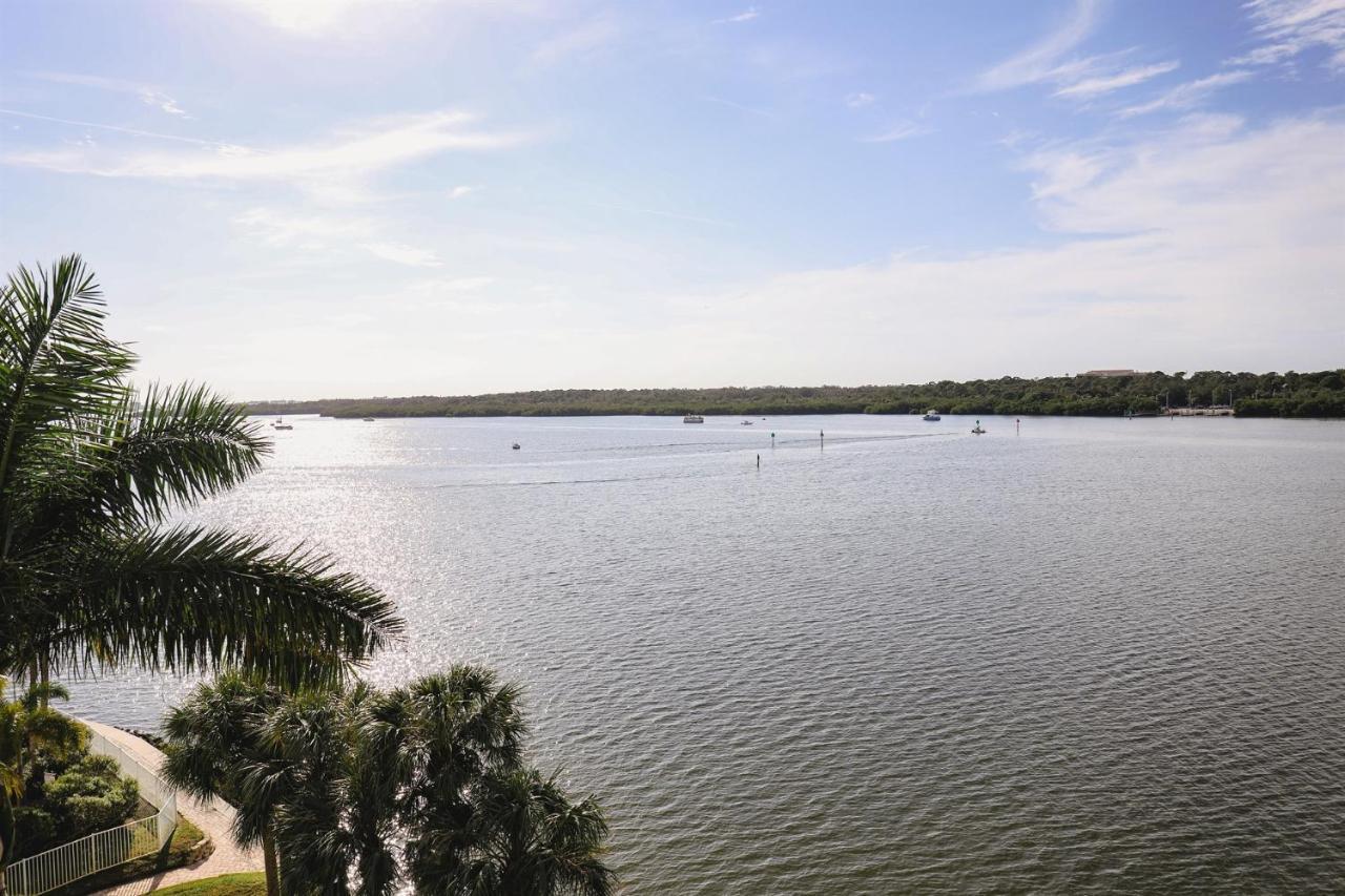 Dolphin Bay In Boca Ciega Resort - 2Br, Pool, Bay View セント・ピーターズバーグ エクステリア 写真