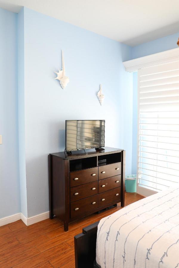 Dolphin Bay In Boca Ciega Resort - 2Br, Pool, Bay View セント・ピーターズバーグ エクステリア 写真