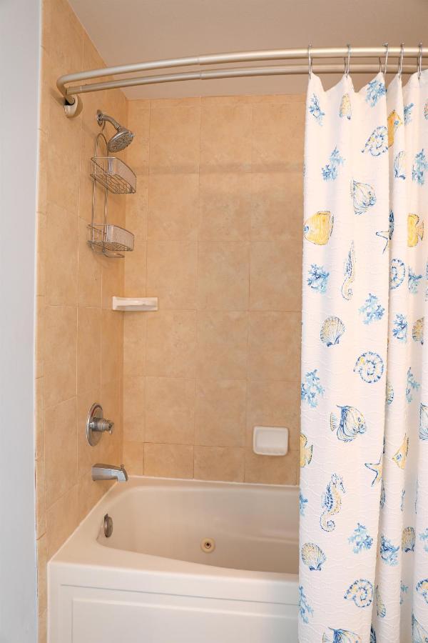Dolphin Bay In Boca Ciega Resort - 2Br, Pool, Bay View セント・ピーターズバーグ エクステリア 写真